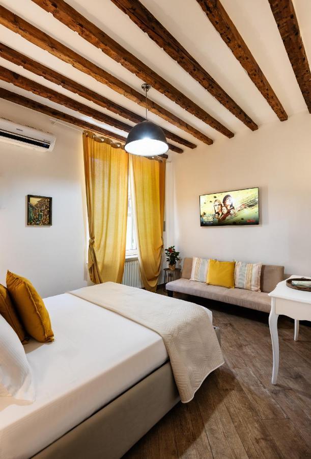 Large Double Room,1248841744:JPEG